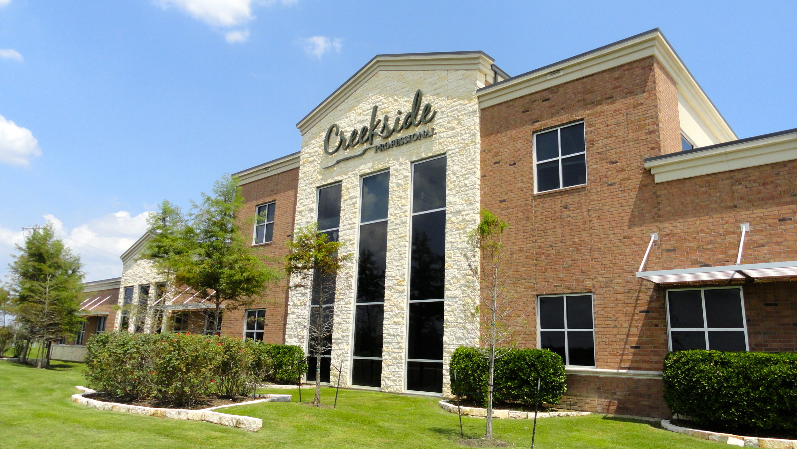 Creekside Professional Building Front Building Image