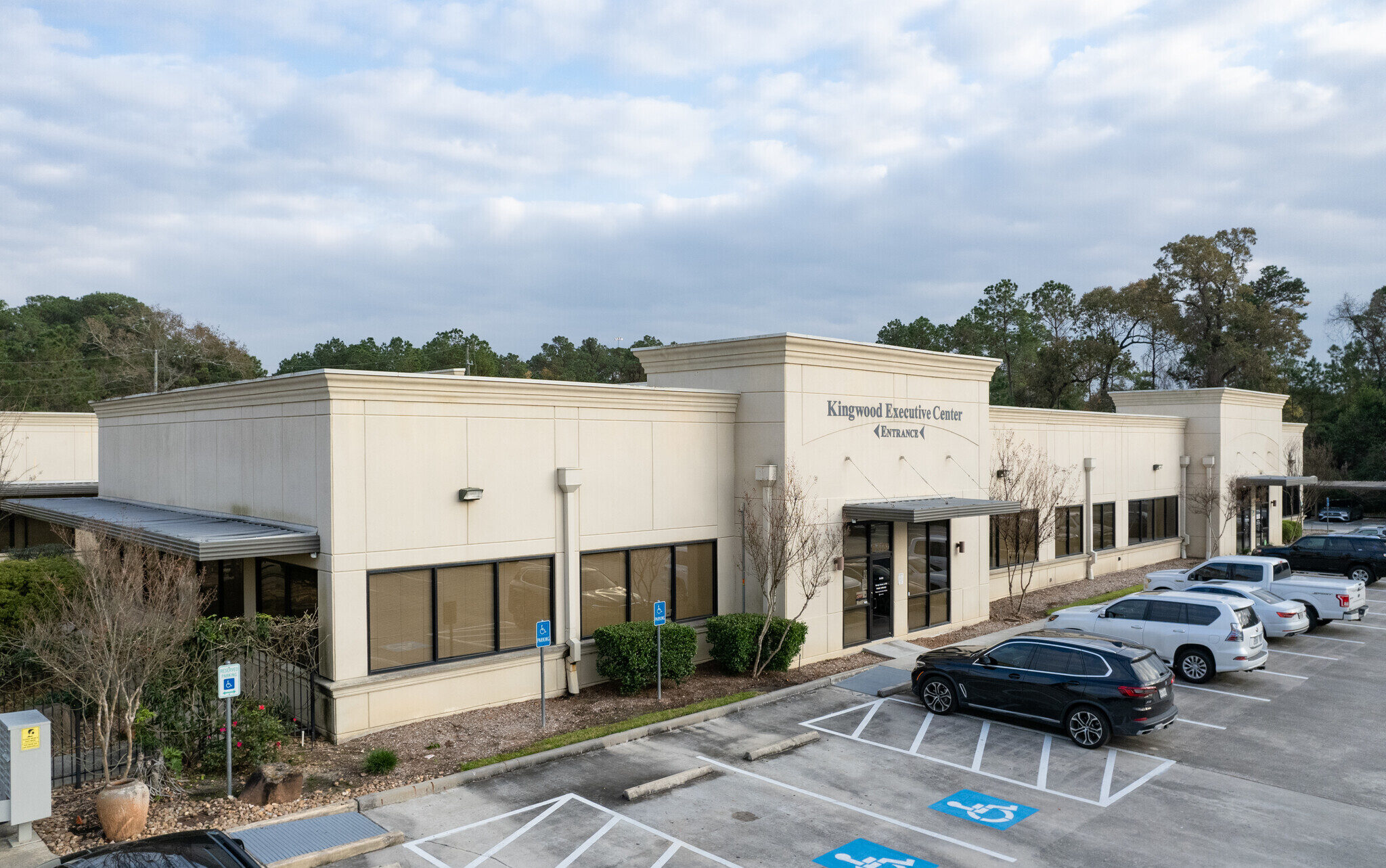Kingwood Executive Center Building