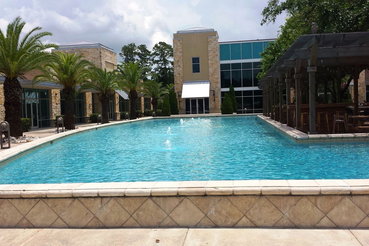 The Alore Center Pool Image